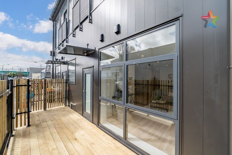 Photo of property in 221b High Street, Hutt Central, Lower Hutt, 5010