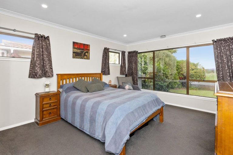 Photo of property in 135 Harold Holt Avenue, Pirimai, Napier, 4112
