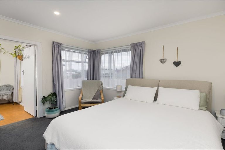 Photo of property in 16 Edward Street, Waimate, 7924