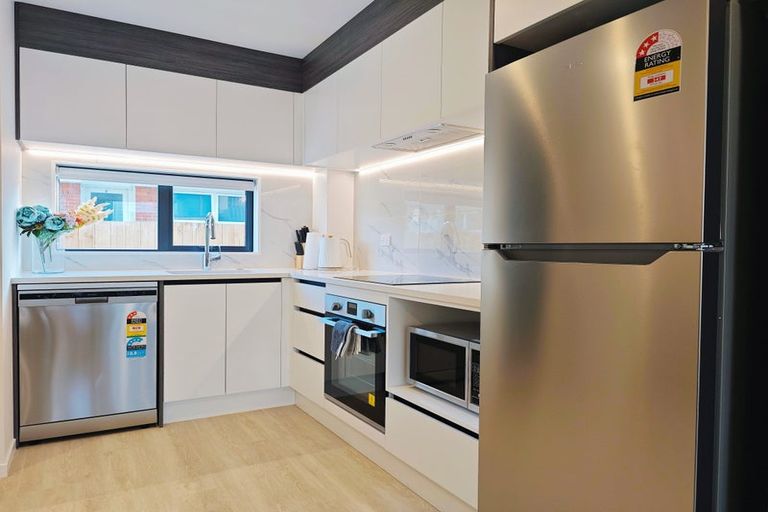 Photo of property in 47 Northcote Road, Northcote, Christchurch, 8052