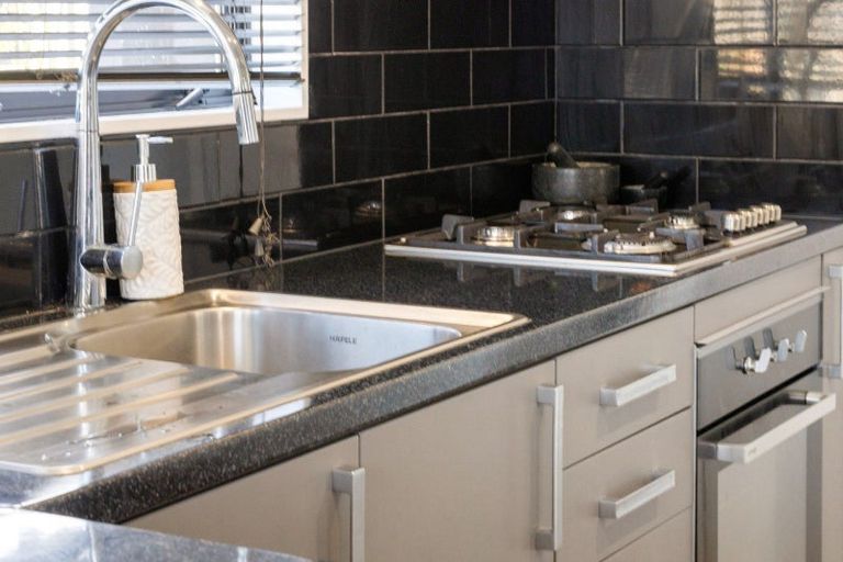 Photo of property in 5 Rachel Place, Dinsdale, Hamilton, 3204