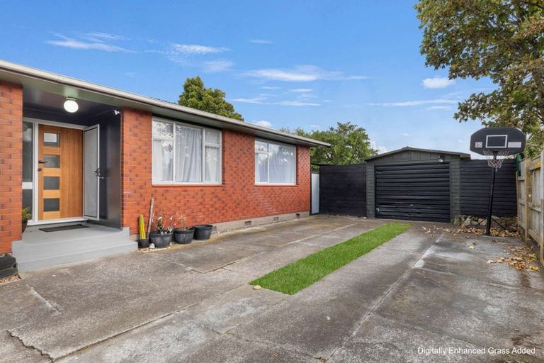 Photo of property in 6 Hobbs Place, Westbrook, Palmerston North, 4412