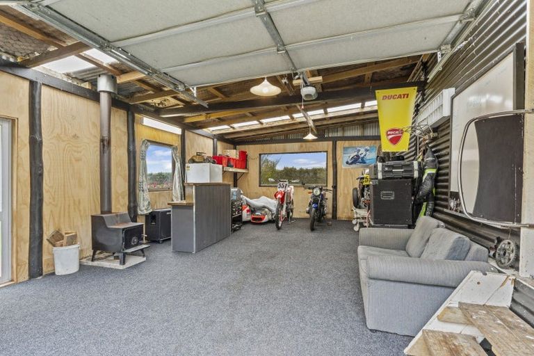 Photo of property in 646 No 2 Line, Fordell, 4572