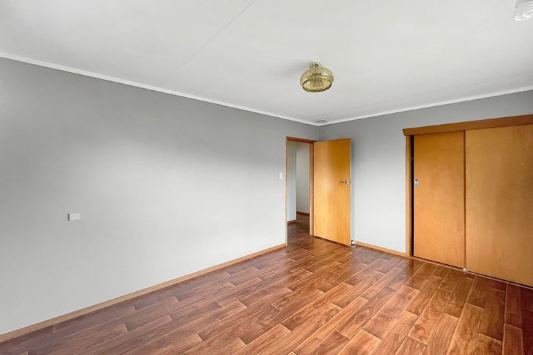 Photo of property in 15 Dermont Street, Bader, Hamilton, 3206