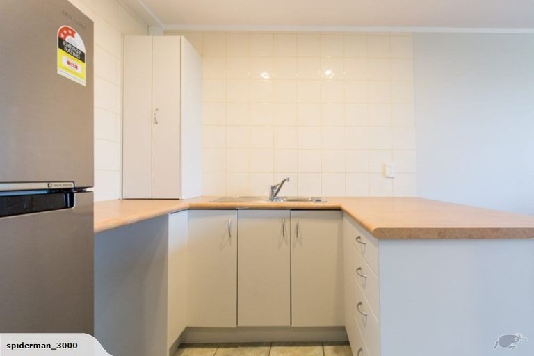 Photo of property in 51 Highland Park Drive, Highland Park, Auckland, 2010