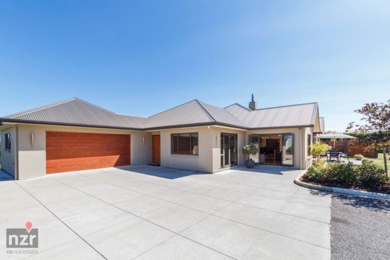 Photo of property in 95 Spur Road, Colyton, Feilding, 4775
