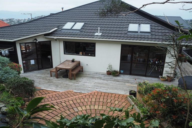 Photo of property in 22 Satara Crescent, Khandallah, Wellington, 6035