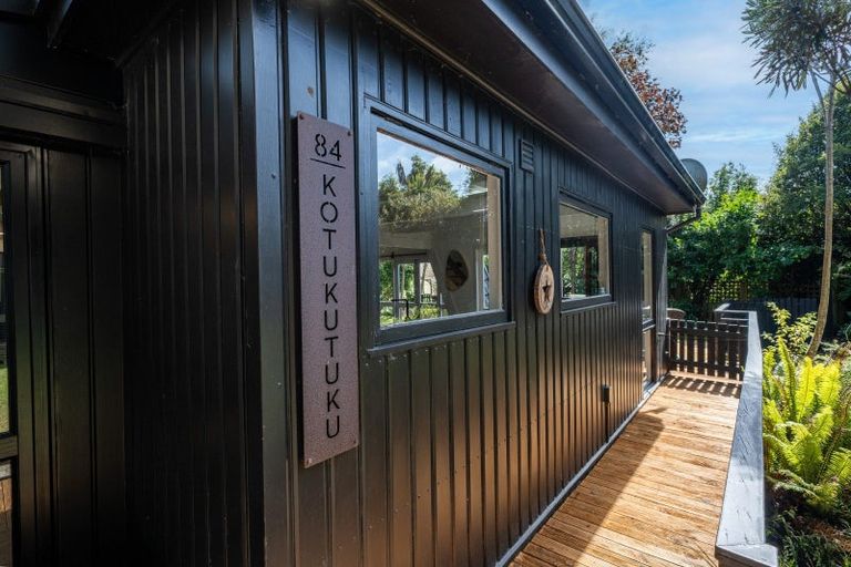 Photo of property in 84 Ruru Avenue, Otatara, Invercargill, 9879