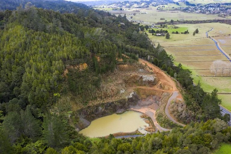 Photo of property in 5744 State Highway 1, Kawakawa, 0210