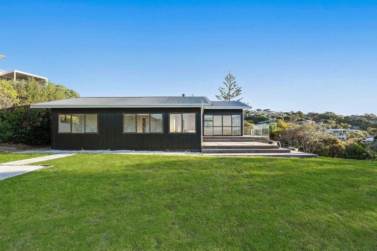 Photo of property in 49 Duncansby Road, Stanmore Bay, Whangaparaoa, 0932