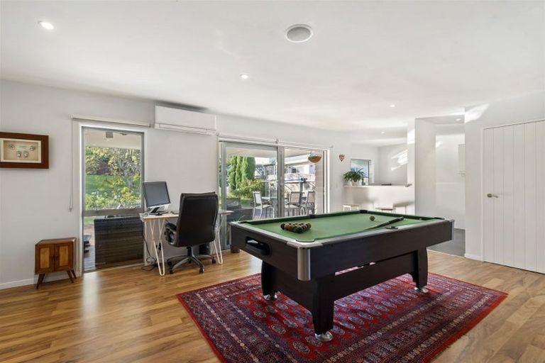 Photo of property in 68 Hebron Road, Waiake, Auckland, 0630