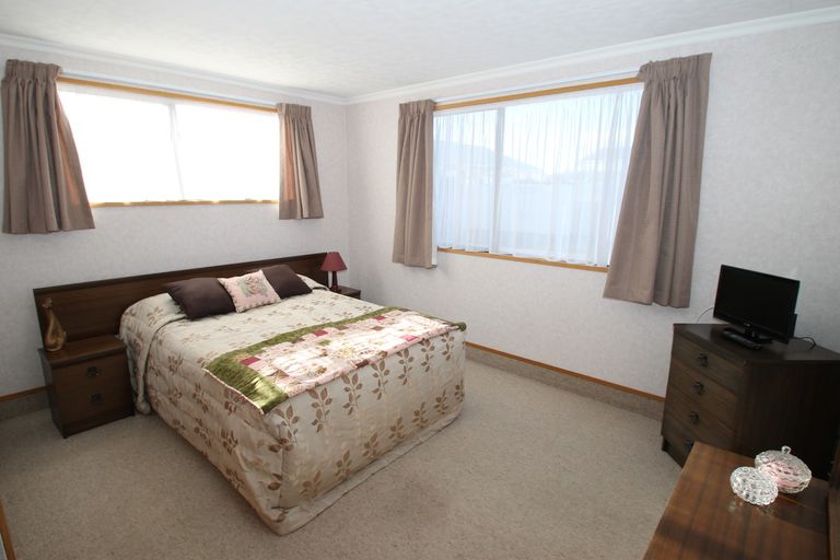 Photo of property in 8b Tay Street, Mosgiel, 9024