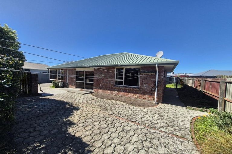 Photo of property in 27a De Havilland Street, Hornby, Christchurch, 8042