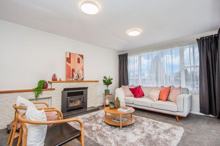 Photo of property in 77 Sunset Road, Mangakakahi, Rotorua, 3015