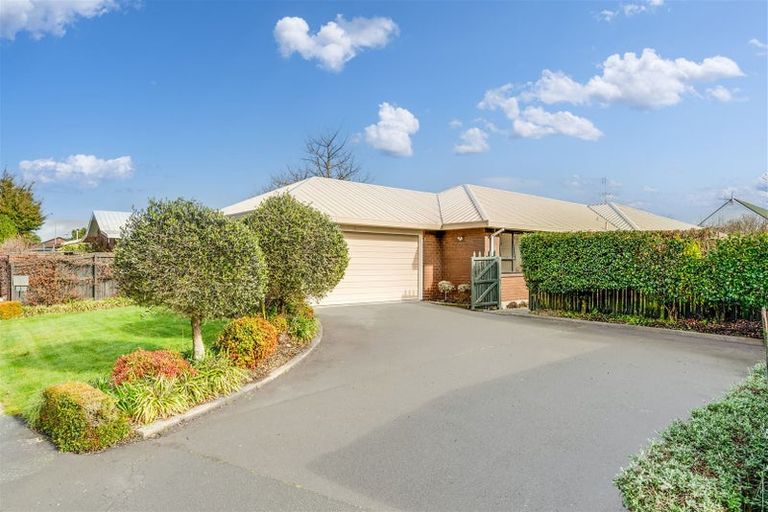 Photo of property in 25 Corfe Street, Ilam, Christchurch, 8041