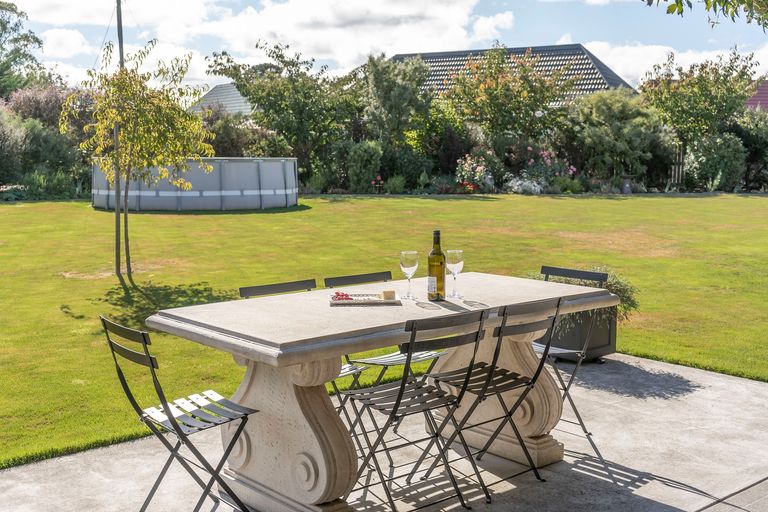 Photo of property in 49 Armstrong Avenue, Carterton, 5713