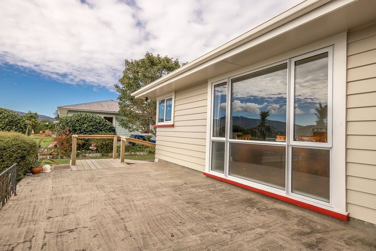 Photo of property in 120 Orowaiti Road, Westport, 7825