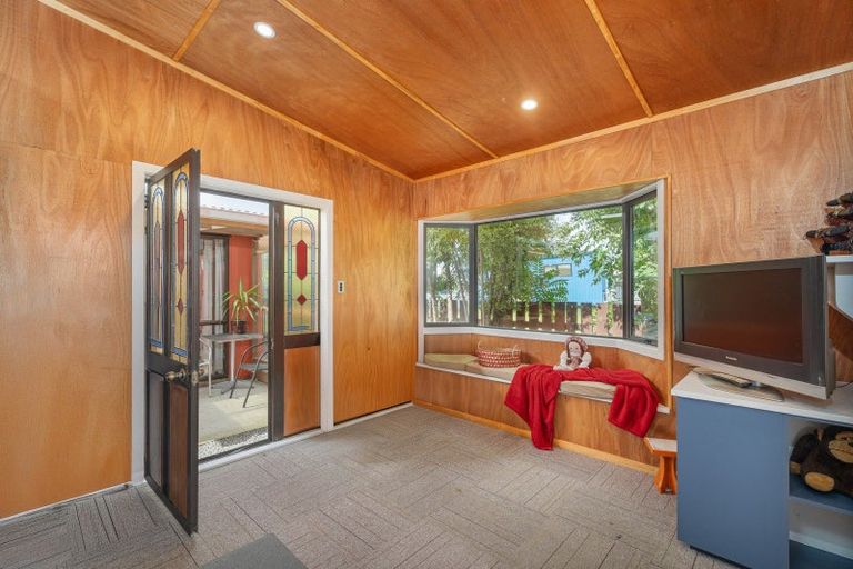 Photo of property in 13b Moewai Park Road, Whitianga, 3510