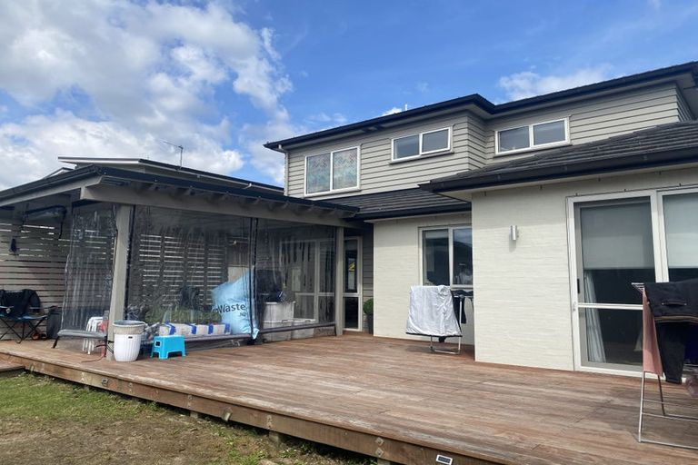 Photo of property in 21 Pepene Avenue, Takanini, 2112