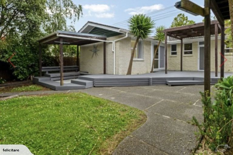 Photo of property in 17 Redwood Grove, Hokowhitu, Palmerston North, 4410