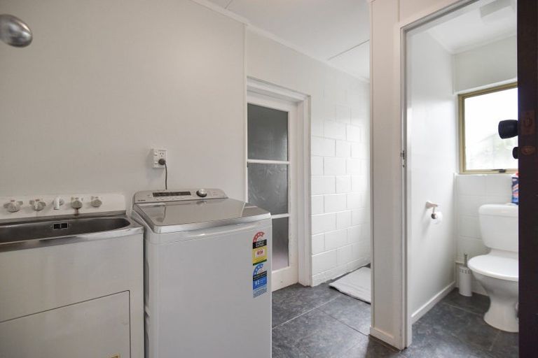 Photo of property in 8 Walnut Place, Owhata, Rotorua, 3010