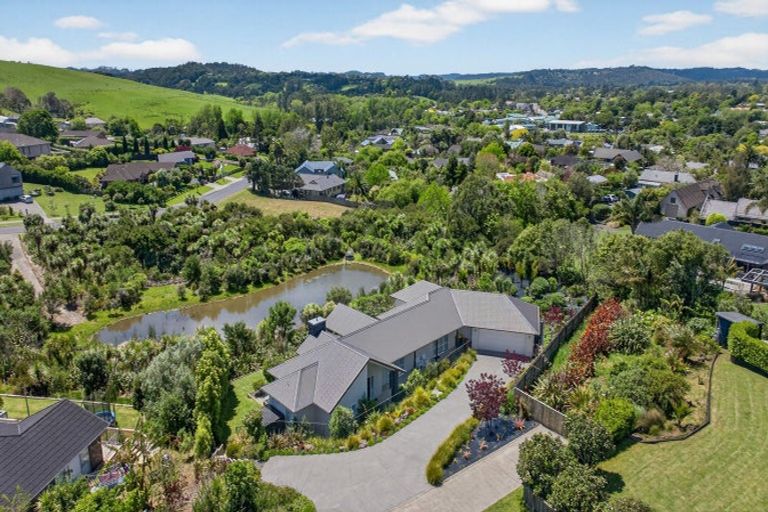 Photo of property in 5 Pondview Lane, Waimauku, 0812