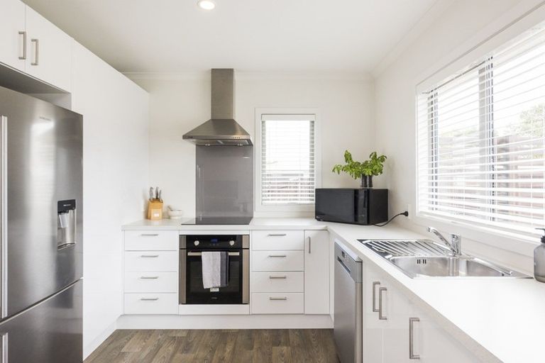 Photo of property in 21 Wescombe Grove, Feilding, 4702