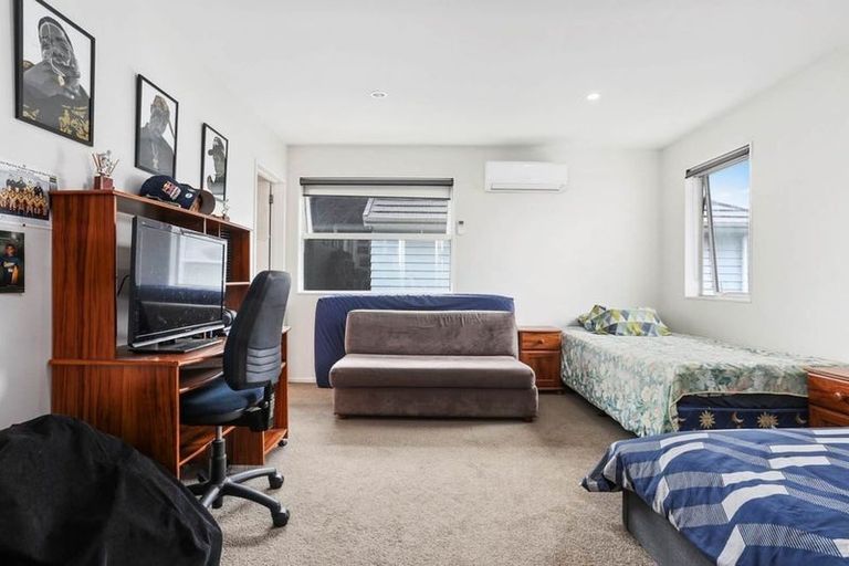 Photo of property in 229 Porchester Road, Takanini, 2112