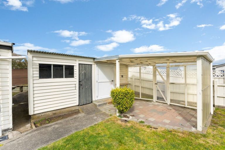 Photo of property in 105 Harper Street, Gonville, Whanganui, 4501