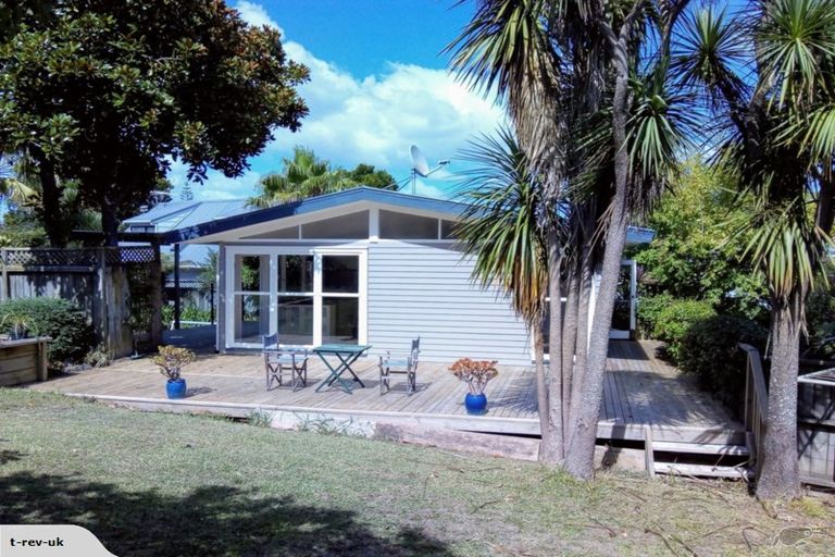 Photo of property in 1/19 Bowman Road, Forrest Hill, Auckland, 0620