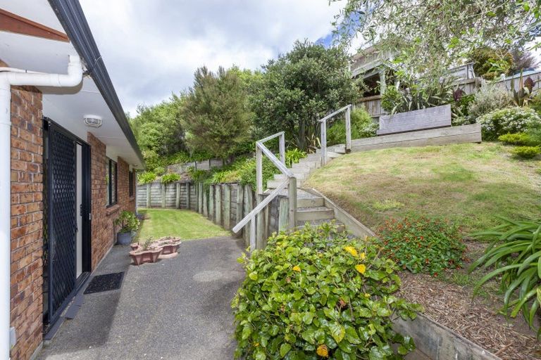 Photo of property in 10 Sams Way, Raumati South, Paraparaumu, 5032