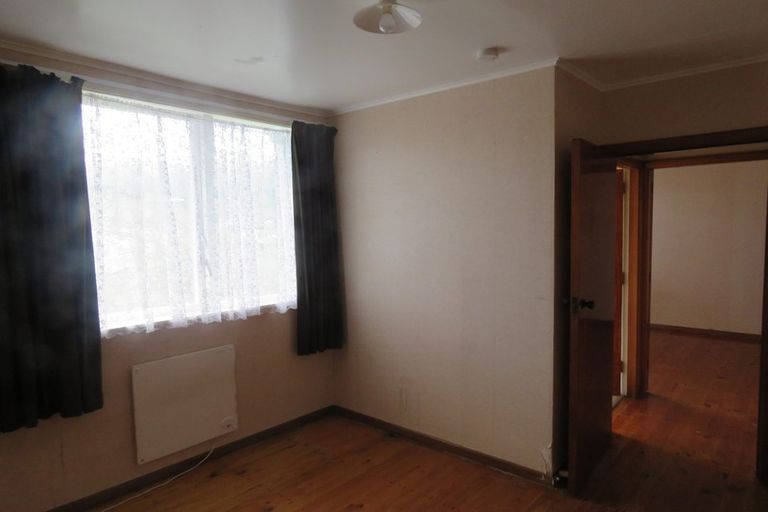 Photo of property in 34 Roberts Street, Tawa, Wellington, 5028