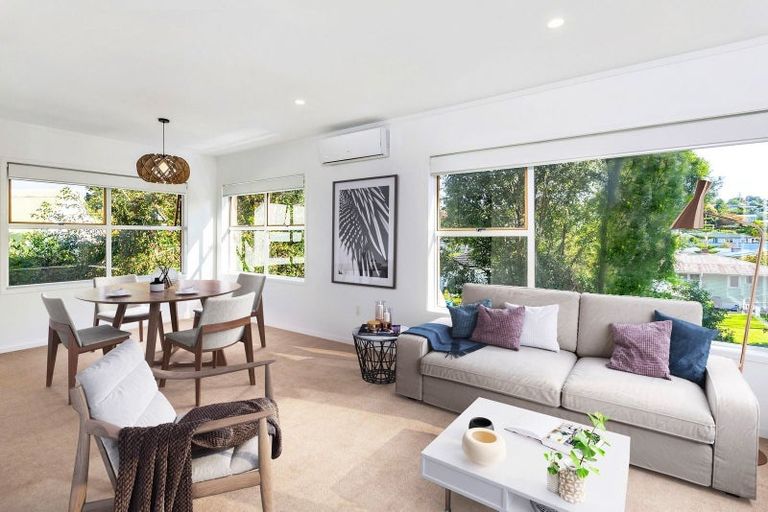 Photo of property in 3/9 Brian Avenue, Forrest Hill, Auckland, 0620