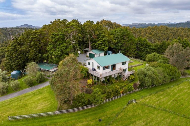 Photo of property in 1500 Ngunguru Road, Ngunguru, Whangarei, 0173