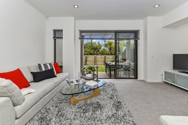 Photo of property in 33j/140 Gills Road, Albany Heights, Auckland, 0632