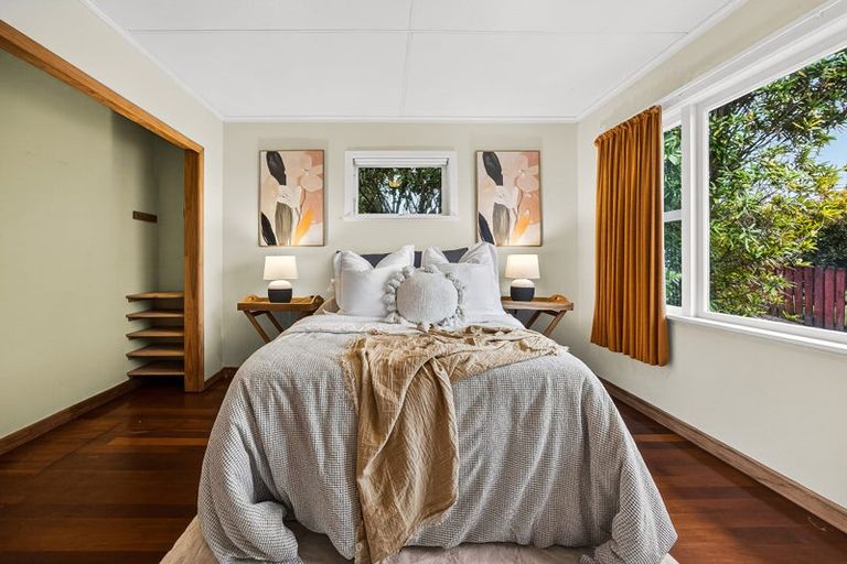 Photo of property in 49 Tiroroa Avenue, Te Atatu South, Auckland, 0610