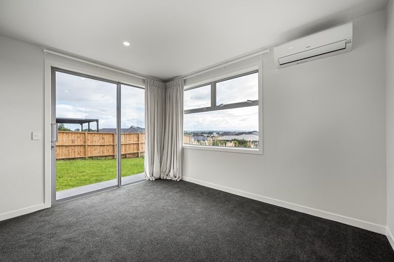 Photo of property in 61 Mclarin Road, Glenbrook, Waiuku, 2681