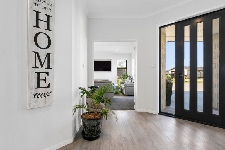 Photo of property in 65 Puhirake Crescent, Pyes Pa, Tauranga, 3112