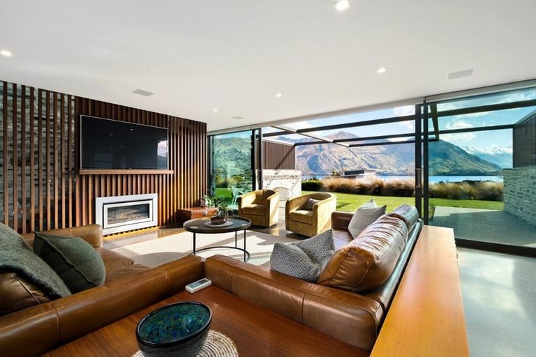 Photo of property in 13 Clearview Street, Wanaka, 9305