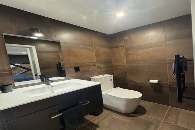 Photo of property in Bond Store Apartments, 8k Egmont Street, Te Aro, Wellington, 6011