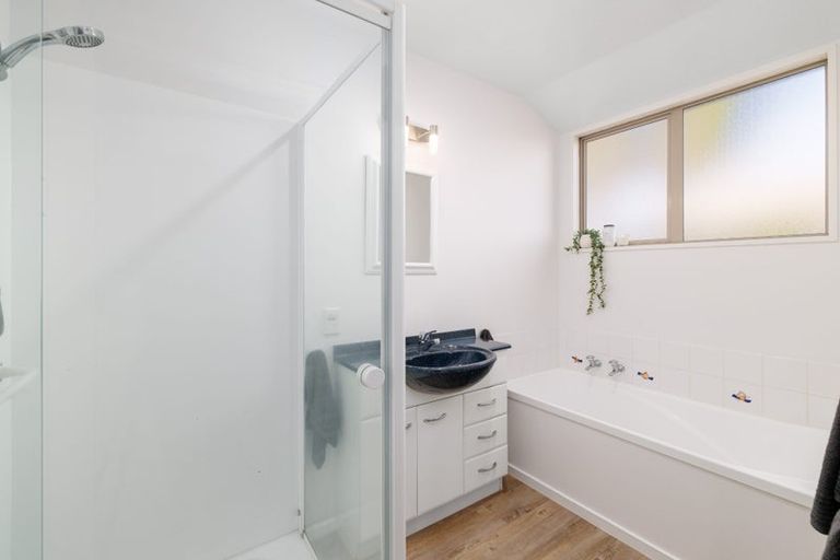 Photo of property in 183 Estuary Road, South New Brighton, Christchurch, 8062