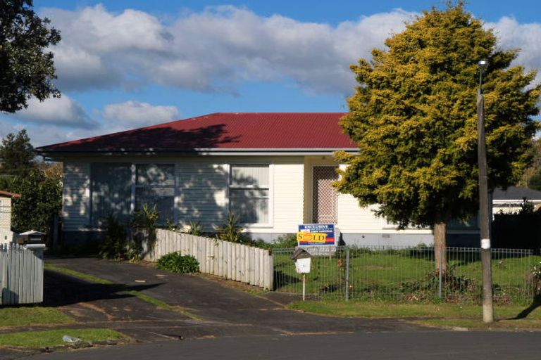 Photo of property in 18 Chisholm Place, Mangere East, Auckland, 2024