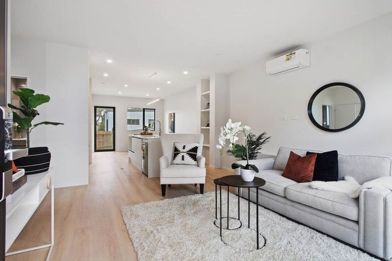 Photo of property in 16 Ranch Terrace, Wanaka, 9382