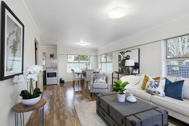 Photo of property in 57 Nile Road, Milford, Auckland, 0620