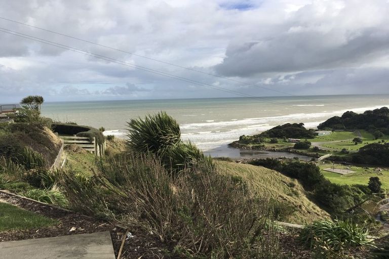 Photo of property in 111 Peat Avenue, Kai Iwi, Whanganui, 4574