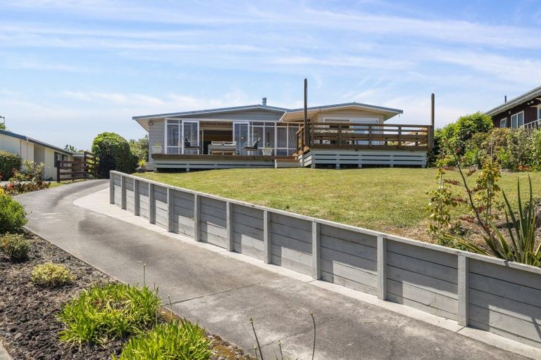 Photo of property in 54 Tremaine Avenue, Two Mile Bay, Taupo, 3330