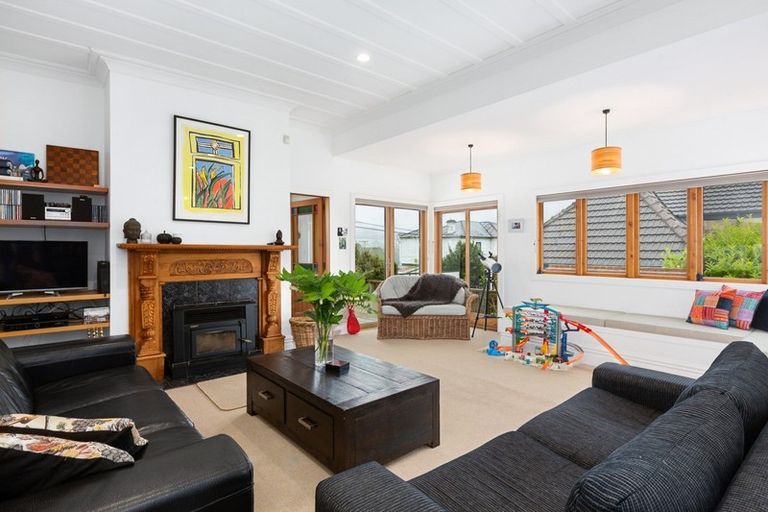 Photo of property in 9 Farquharson Street, Opoho, Dunedin, 9010