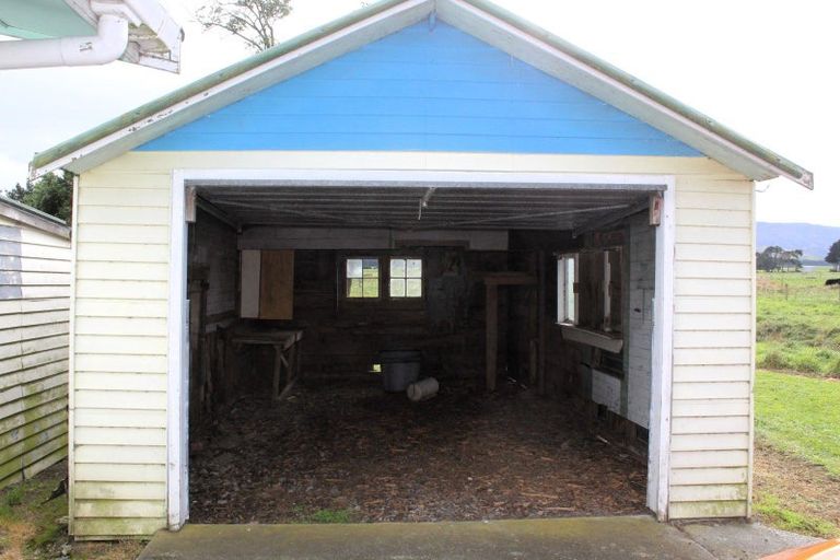 Photo of property in 960 Top Grass Road, Dannevirke, 4972