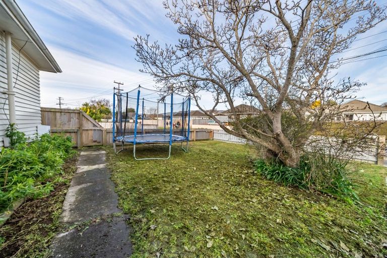 Photo of property in 18 Sheridan Crescent, Trentham, Upper Hutt, 5018