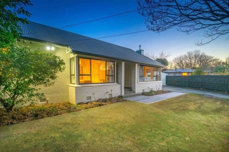 Photo of property in 7 Kain Avenue, Strowan, Christchurch, 8052